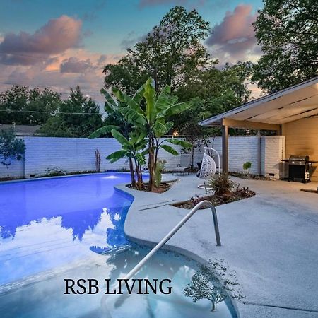 Stunning 5Br 2Ba Holiday Home With Private Pool And Cinema Dallas Eksteriør billede