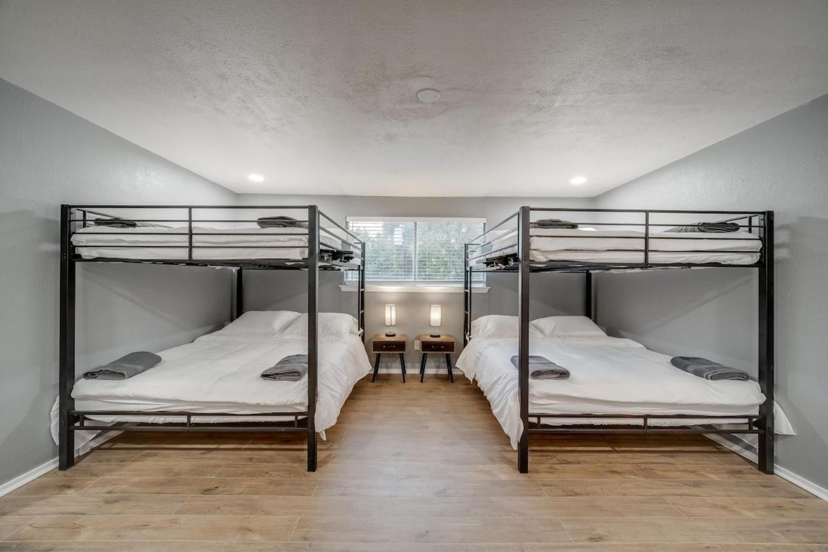 Stunning 5Br 2Ba Holiday Home With Private Pool And Cinema Dallas Eksteriør billede